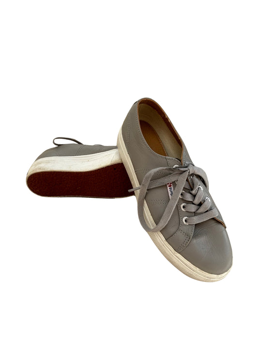 2730 NAPPA Platform Trainers, Size 37.5
