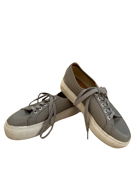 2730 NAPPA Platform Trainers, Size 37.5
