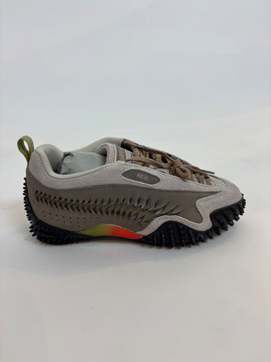 Aries Trainers, Size 38