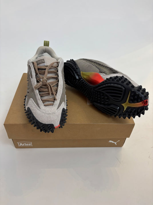 Aries Trainers, Size 38