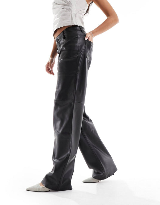 Leather Look Dad Trousers in Black, Size M