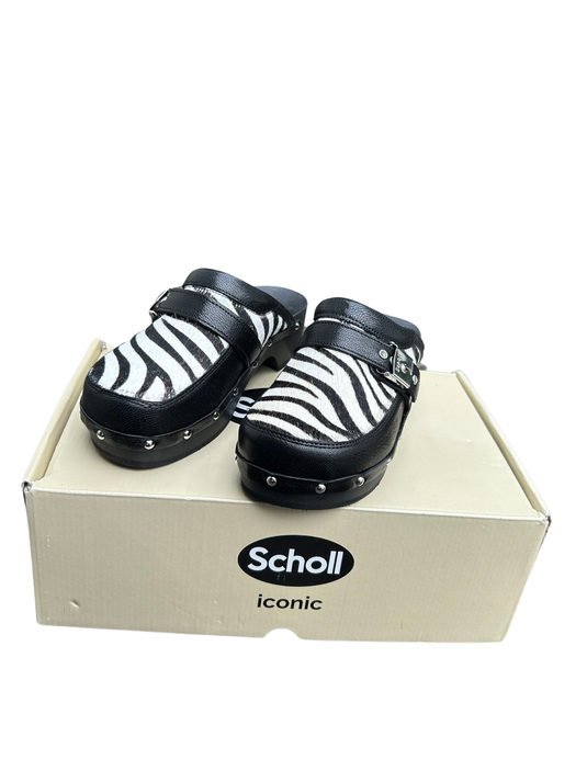 'Pescura Clog' Zebra Leather & Wooden Sandal, Size 4